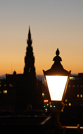 Streetlight and Scott Monument