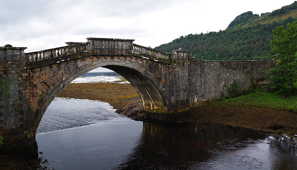 Garron Bridge - side